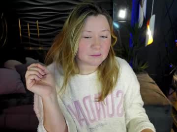 Mrs_Chantal Chaturbate stream image from February 16, 2025