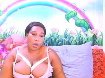 Mysticebony18 Chaturbate stream image from February 16, 2025