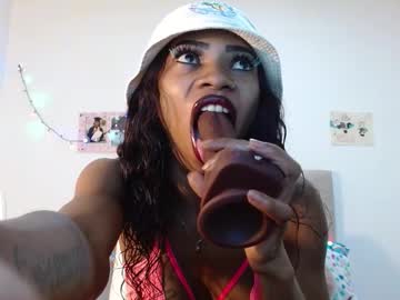 Wilson_Siara Chaturbate stream image from February 16, 2025