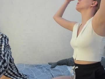 Yueslang Chaturbate stream image from February 16, 2025