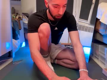 Anteo_Chara Chaturbate stream image from February 16, 2025