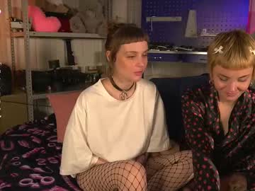 Goldstar_Girls Chaturbate stream image from February 16, 2025