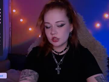 Lala_Loulou Chaturbate stream image from February 16, 2025