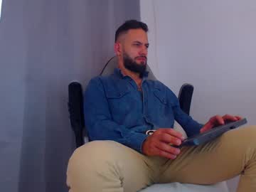 Oliverdrew1 Chaturbate stream image from February 16, 2025