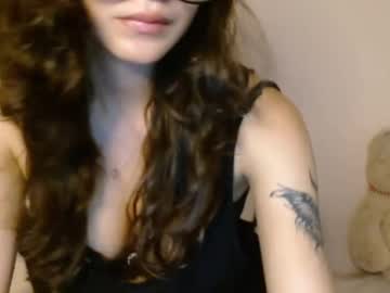 Olivia5087 Chaturbate stream image from February 16, 2025