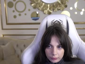 Viktoria_Storm Chaturbate stream image from February 16, 2025