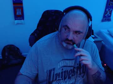 Hamburger84 Chaturbate stream image from February 16, 2025