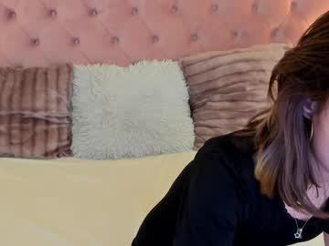Maiamini Chaturbate stream image from February 16, 2025