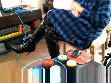 Pantyhoselover934 Chaturbate stream image from February 16, 2025