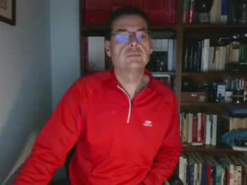 8age Chaturbate stream image from February 16, 2025