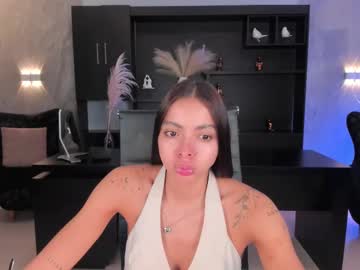 Mararicci Chaturbate stream image from February 16, 2025