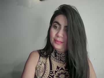 Silviecollins Chaturbate stream image from February 16, 2025