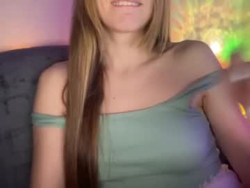 Justforfunxloves Chaturbate stream image from February 17, 2025