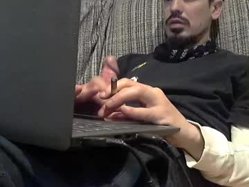 Longnight5 Chaturbate stream image from February 17, 2025