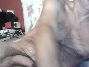 Yahe2010 Chaturbate stream image from February 17, 2025