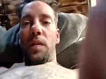 Mikeymikemoe Chaturbate stream image from February 17, 2025