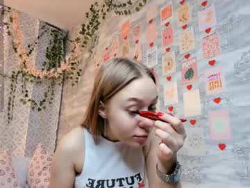 Randibeckey Chaturbate stream image from February 17, 2025