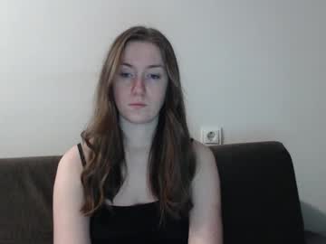 Lily_Love_X Chaturbate stream image from February 17, 2025