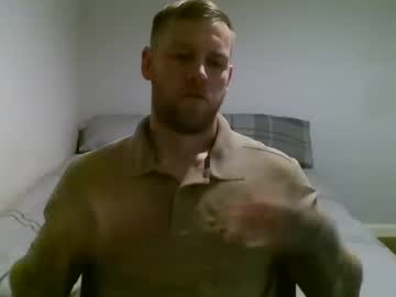 Mr0brit Chaturbate stream image from February 17, 2025