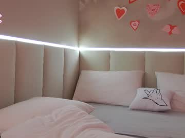 Rina_Red_ Chaturbate stream image from February 17, 2025