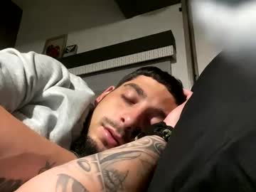 Clarkshammer95 Chaturbate stream image from February 17, 2025