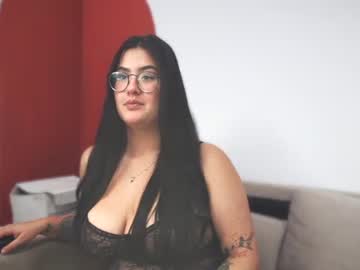 Eleanorferrero Chaturbate stream image from February 17, 2025