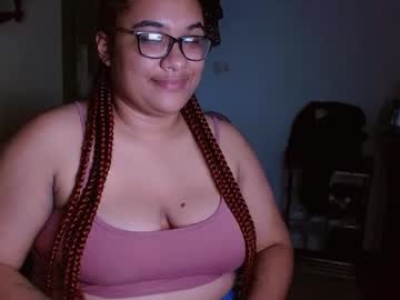 Helena_Grant Chaturbate stream image from February 17, 2025