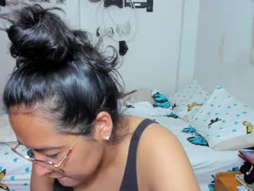 Kroline_20 Chaturbate stream image from February 17, 2025