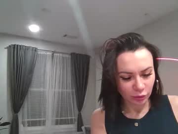 Umuie16 Chaturbate stream image from February 17, 2025