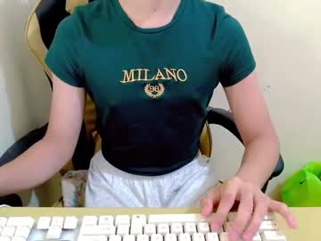 Urlovelyhannahxxx Chaturbate stream image from February 17, 2025