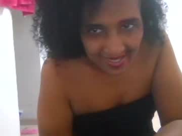 Maraxxul Chaturbate stream image from February 17, 2025