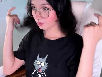 Nina2109 Chaturbate stream image from February 17, 2025