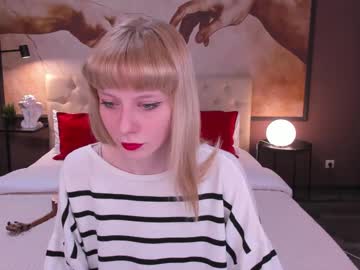 Dollypalmer Chaturbate stream image from February 17, 2025