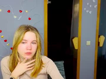 Katerynagordon Chaturbate stream image from February 17, 2025