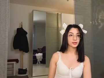Likalicky Chaturbate stream image from February 17, 2025