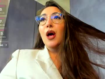 Meganbadasss Chaturbate stream image from February 17, 2025