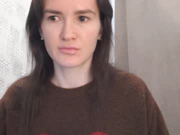 Pineapple__Mood Chaturbate stream image from February 17, 2025