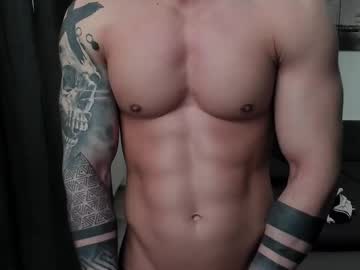 Richarddarell Chaturbate stream image from February 17, 2025