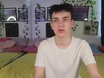 Andre_Smitx Chaturbate stream image from February 17, 2025