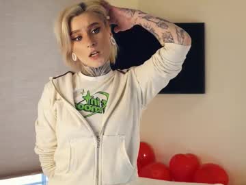 Darlenecoleson stream image from February 17, 2025