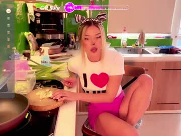 Hypnotic_Kitty Chaturbate stream image from February 17, 2025