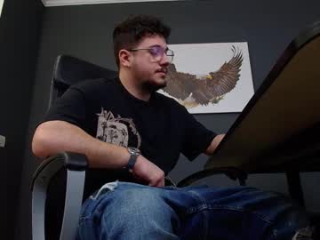 Joshknights Chaturbate stream image from February 17, 2025