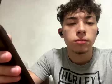 Ramiroo2312 Chaturbate stream image from February 17, 2025