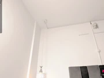 Eileen_Tanihara Chaturbate stream image from February 17, 2025