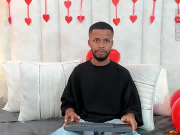 Im_Milo Chaturbate stream image from February 17, 2025