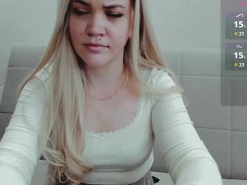 Elia_ Chaturbate stream image from February 17, 2025