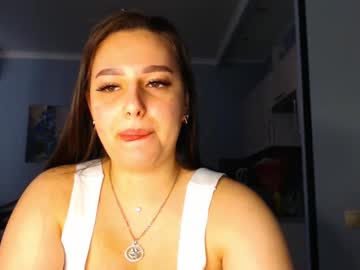 Lisa_Golden_Lady Chaturbate stream image from February 17, 2025