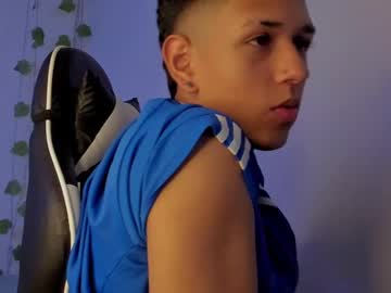 Matt_3110 Chaturbate stream image from February 17, 2025