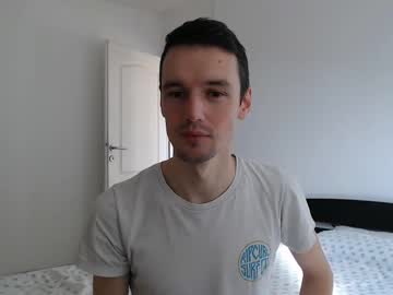 Ajviejen Chaturbate stream image from February 17, 2025