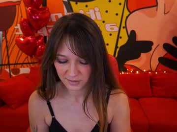 Dreamylinaaa Chaturbate stream image from February 17, 2025